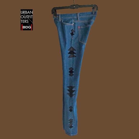 BDG by Urban Outfitters NEW Skater Tribal Faux Leather Patch Skinny Jean 24 - Picture 3 of 11